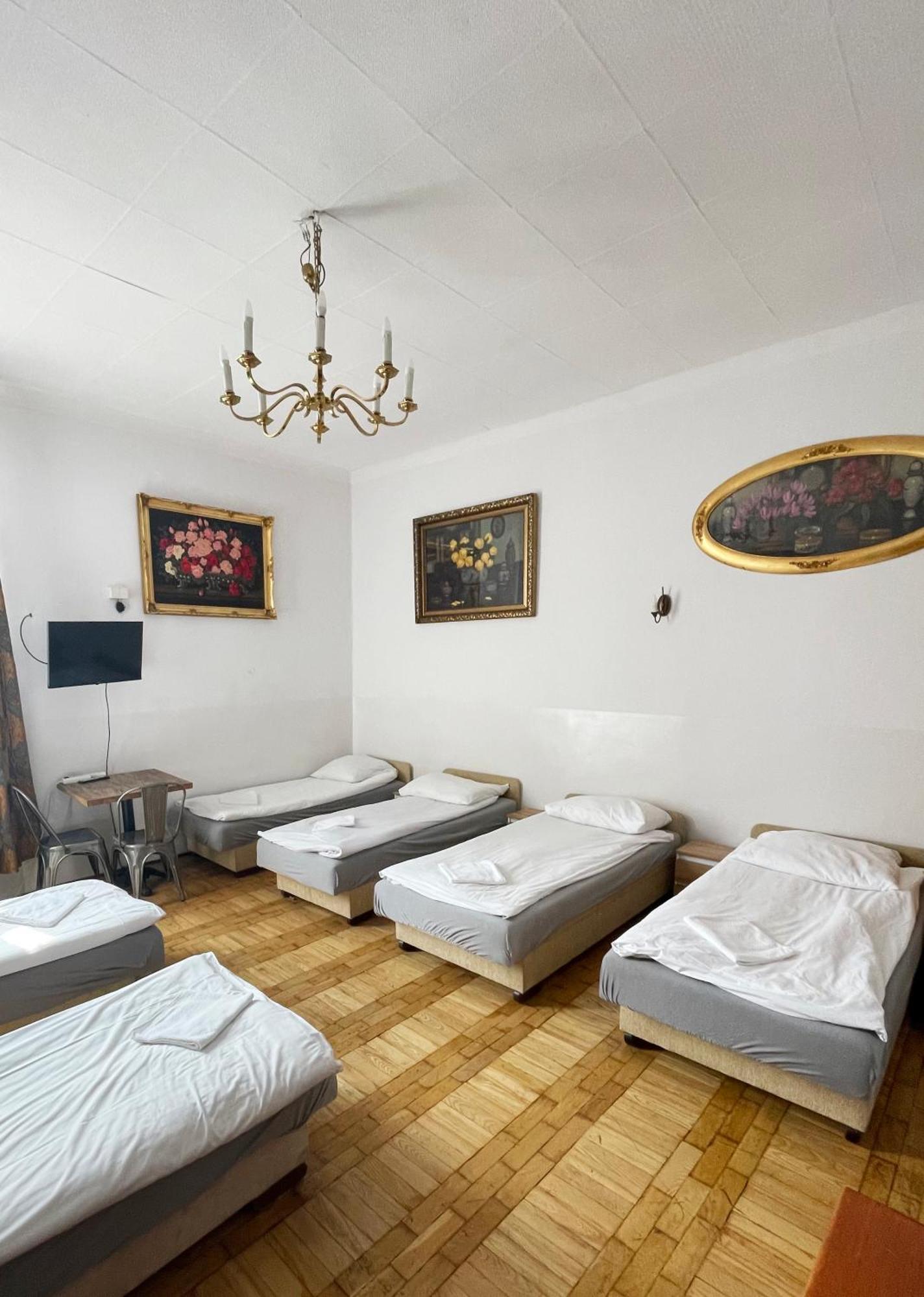 Metropolitan Apartments Cracovie Extérieur photo